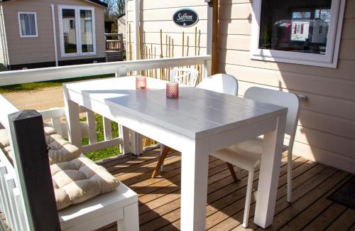 Renesse Ski Chalet | Zee&Zout, chalet 6 pers. bij Renesse en strand!