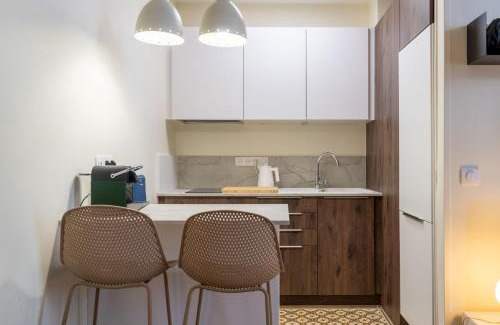 La Rochelle City Centre Apartment | Zeina, 2 pièces confortables et raffinées, wifi, hypercentre