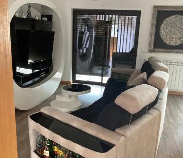 Cabeceiras de Basto House | Zen Budas