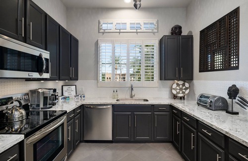 North Scottsdale Condo | Zen Den Scottsdale: 2 King Suites Pool/Spa/Views