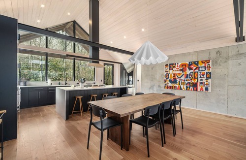 Laurel Ridge House | Zen in the Trees Hot Tub Forest Views Wi-Fi