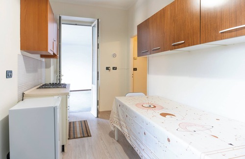 Casale Monferrato Apartment | Zen Jacuzzi Retreat