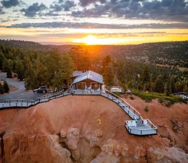 Duck Creek Village House | Zen Nest Eagle & Falcon Cabins