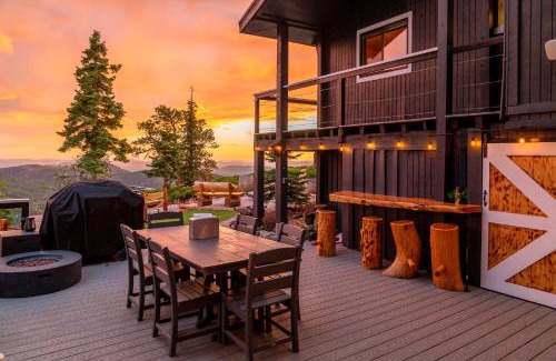 Duck Creek Village House | Zen Nest Eagle & Falcon Cabins