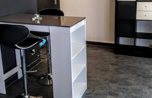 Chalons-en-Champagne Apartment | ZEN, T1 apartment, 500m from the center, 3km from the fair, newly furnished