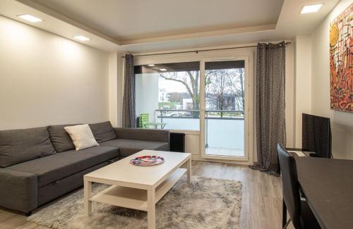 Saint-Julien-en-Genevois Apartment | ZenBNB/La Gallery/Proche Suisse