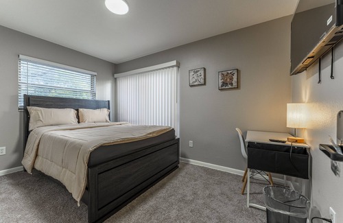 Bearss Plaza House | ZenHomes in Tampa near Busch Gardens