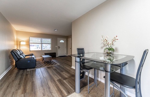 Bearss Plaza House | ZenHomes in Tampa near Busch Gardens