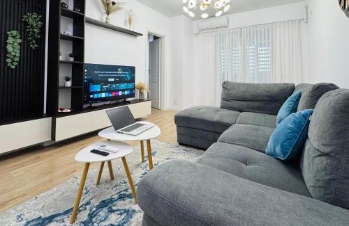 Sector 5 Apartment | Zenith Central Address Apartment with Parking