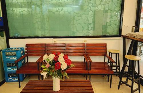 Nonthaburi Hotel | Zenith Life Hotel