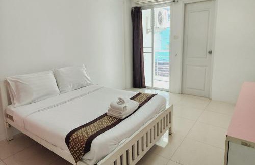 Nonthaburi Hotel | Zenith Life Hotel