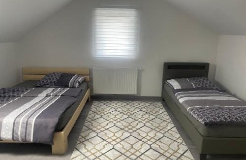 Traun Apartment | Zentral gelegenes wohnhaus