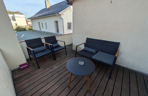 Neumuenster Apartment | Zentrale City Apartments - Optimal für Kurz- oder Langzeitaufenthalte