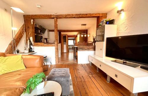 Altstadt Apartment | Zentrale Wohlfühloase inkl Parkplatz - Zum blauen Schild
