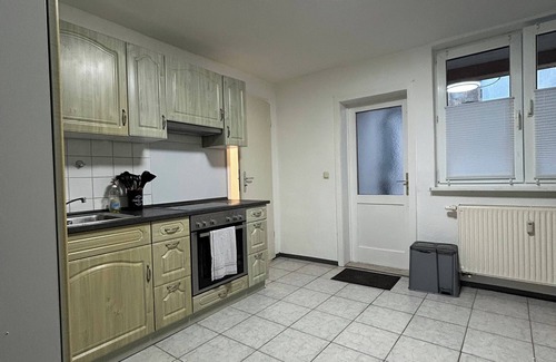 Ilmenau Apartment | Zentrales 3.5 Raum Apartment mit Garten