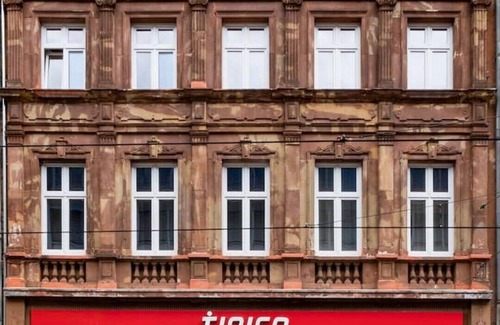 Saarbruecken Apartment | Zentrales 70-qm-dach-apartment für 4 Pers