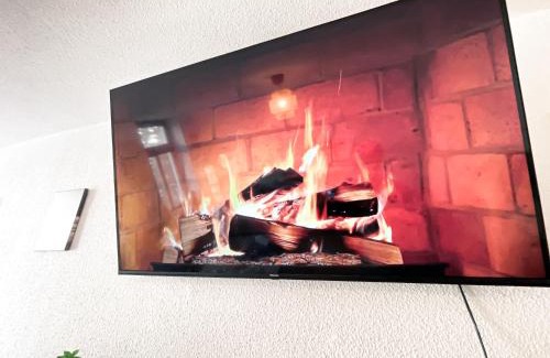 Sonnenberg Apartment | Zentrales Apartment mit TV, Küche und Mikrowelle