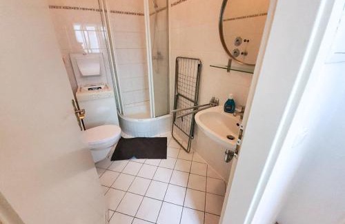 Werder Apartment | Zentrales Apartment mit Küche & WLAN, Perfekt für Paare & Geschäftsreisende