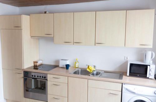 Ichenhausen Apartment | Zentrales Wohnhaus Ichenhausen