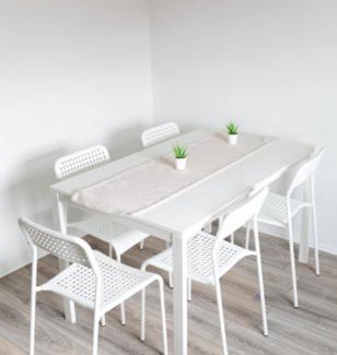 Ichenhausen Apartment | Zentrales Wohnhaus Ichenhausen
