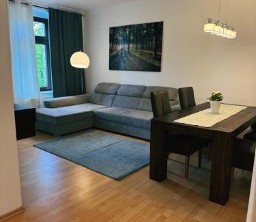 Chemnitz Apartment | Zentrum 2R, WiFi, 4P, modern, ruhig