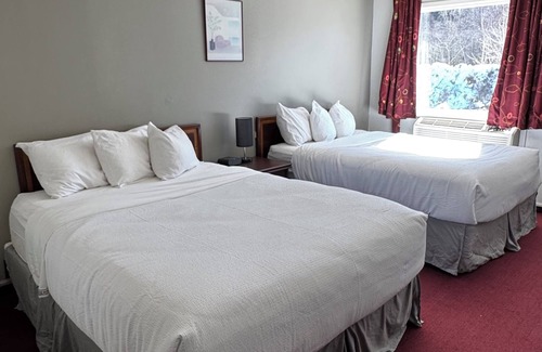 Marathon Hotel | Zero-100 Motor Inn
