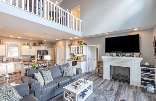 Saint Johns House | Zettler Cottage - waterfront with sunset view