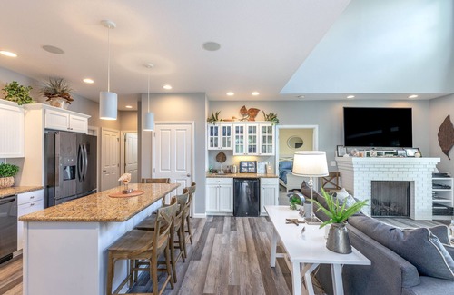 Saint Johns House | Zettler Cottage - waterfront with sunset view