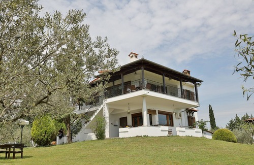 Anatolikos Olimpos House | Zeusplace Olympus Olive Country House 4