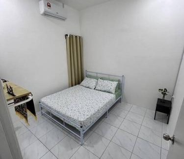 Lumut House | Zh homestay teluk batik