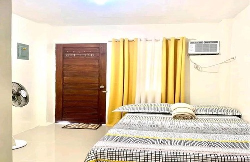 Mandaue Apartment | ZhackSky Hotel
