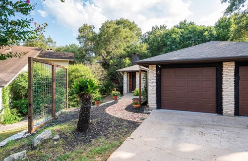 Barton Hills House | Zilker Park, Town lake, and Barton Springs pool