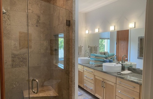 Barton Heights House | Zilker Park, walk to restaurants heated pool, large house!