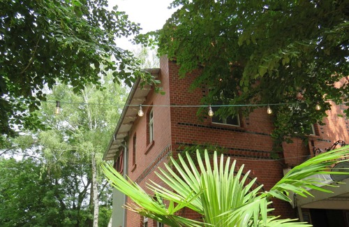 Dessau-Rosslau Apartment | Zimmer 2 - Landhaus Dessau