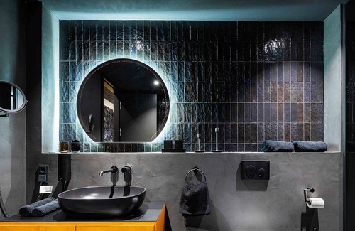 Balingen Apartment | Zimmer 5 - QUI Lounge Bar Deli Apartments
