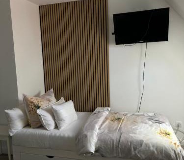 Region Hannover District House | Zimmer mit Küche und Bad