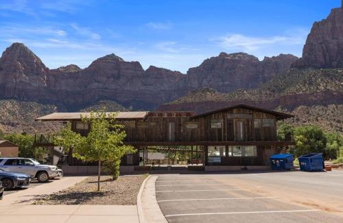 Zion National Park South Entrance Apartment | Zion Loft Unit 5