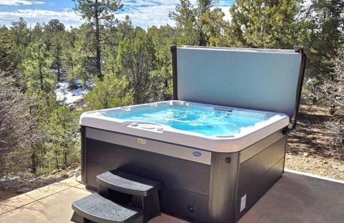 Zion National Park East Entrance House | Zion Ridge- Game Room, Hot Tub, 9 beds, Sleeps 14