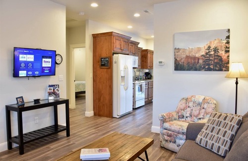 La Verkin Cabin | Zion's Camp and Cottages