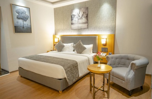 Kadadhe Hotel | Zip By Spree Hotels Chakan