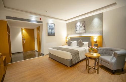 Kadadhe Hotel | Zip By Spree Hotels Chakan