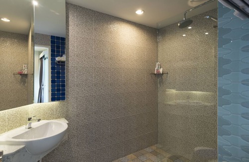 Hua Mak Hotel | Zircon Hotel