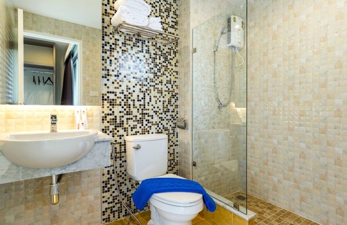Hua Mak Hotel | Zircon Hotel