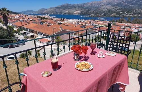 Kefalonia Apartment | Zoi luxurious seaview retreat