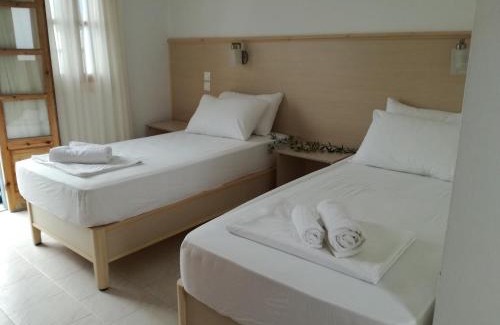 Lefkos Apartment | Zorbas Studios