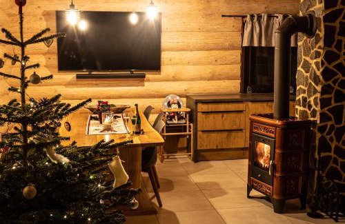 Liptovsky Trnovec House | Zrúboček/Log Cabin