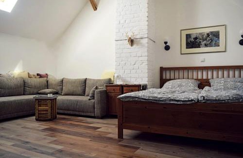 Frankenheim-Lindennaundorf Apartment | Zschampert Hof bei Leipzig Ruhige Ferienwohnung Bauernhof für 4-5 Personen