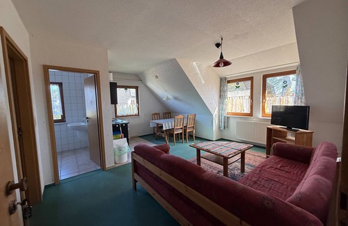 Pruchten Apartment | Zum Zeesenboot App. 9 - Zum Zeesenboot App. 9? Vacation apartment with garden, barbecue