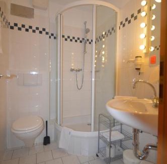Ebsdorfergrund Hotel | Zur Burgruine Frauenberg