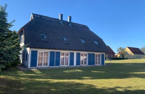 Balm House | Zur Fischerwurt 8